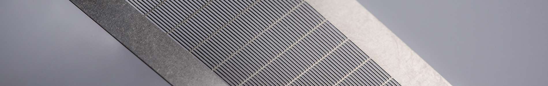Metal Fuel Cell Plates